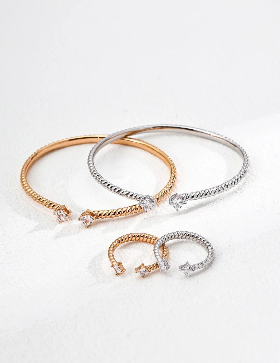 Chic Minimalist Adjustable Zirconia Ring - Elegant Sterling Silver & Gold Vermeil Design