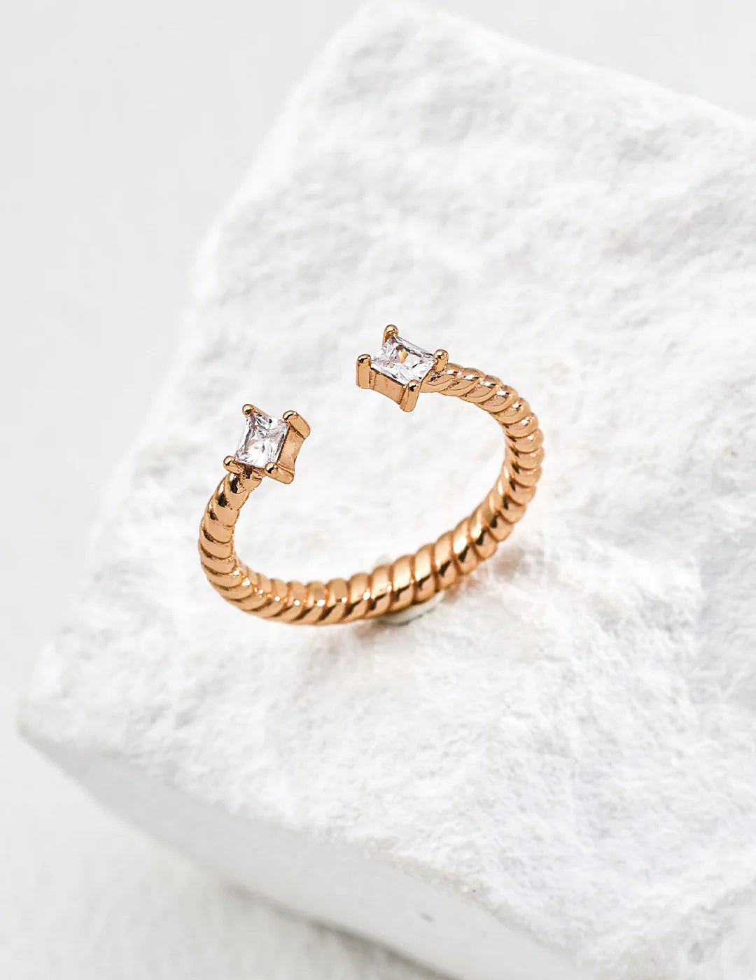 Chic Minimalist Adjustable Zirconia Ring - Elegant Sterling Silver & Gold Vermeil Design