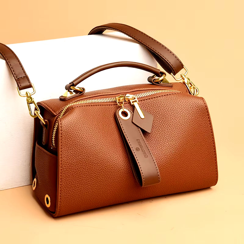 Chic Luxury Leather Crossbody Shoulder Bag for Women - Perfect Blend of Style and Functionality