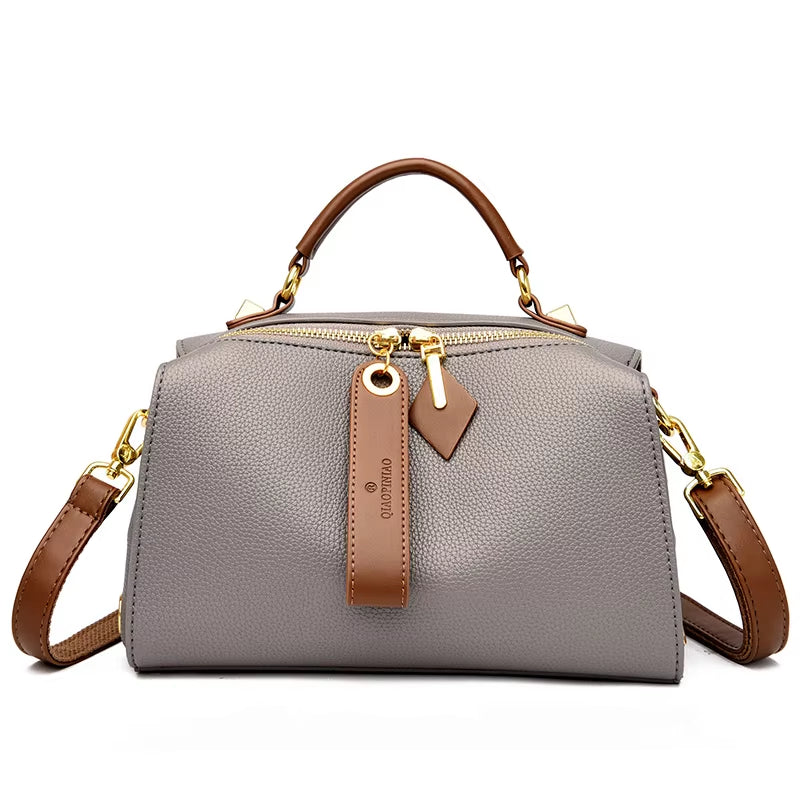 Chic Luxury Leather Crossbody Shoulder Bag for Women - Perfect Blend of Style and Functionality