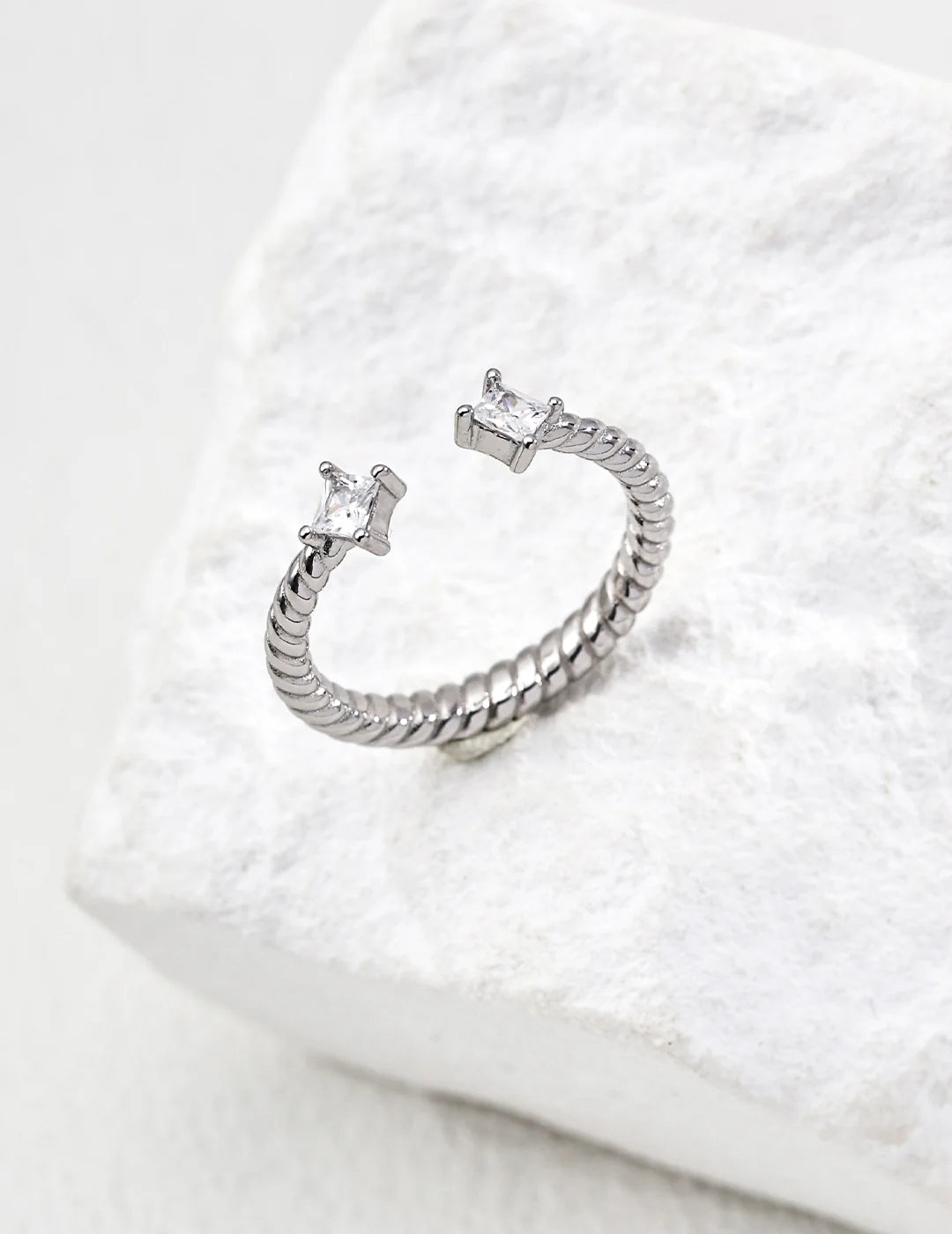 Chic Minimalist Adjustable Zirconia Ring - Elegant Sterling Silver & Gold Vermeil Design
