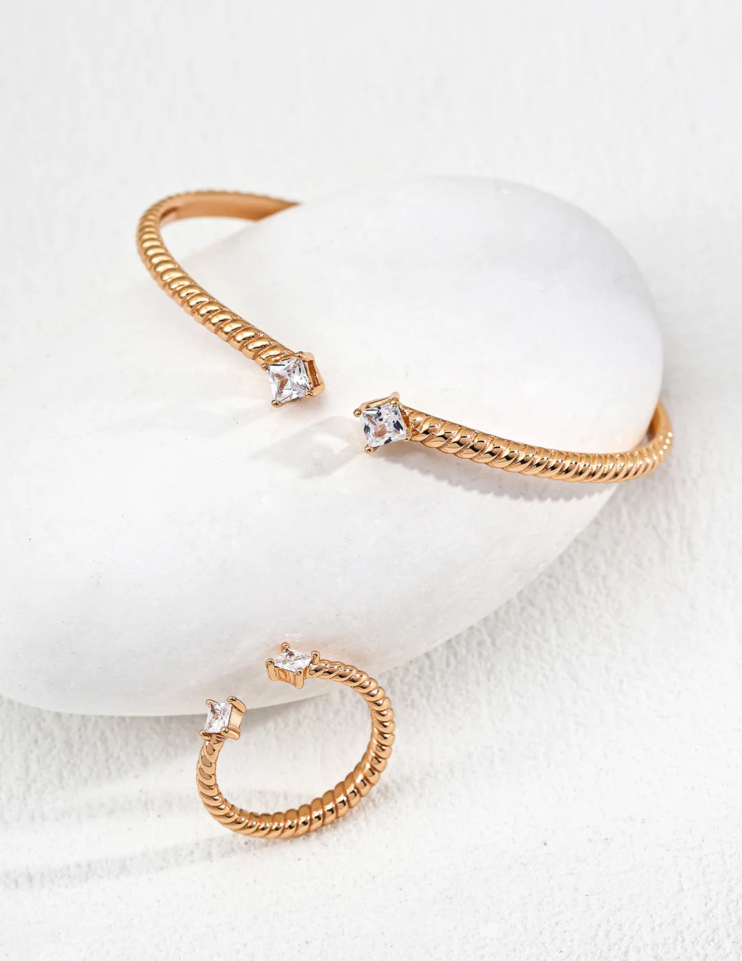 Chic Minimalist Adjustable Zirconia Ring - Elegant Sterling Silver & Gold Vermeil Design